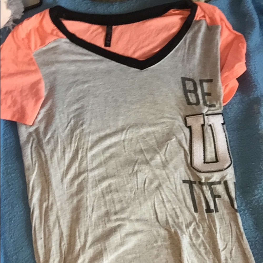 Tee shirt